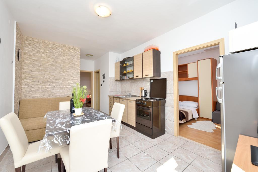 Apartments Duje Bibinje Exterior photo